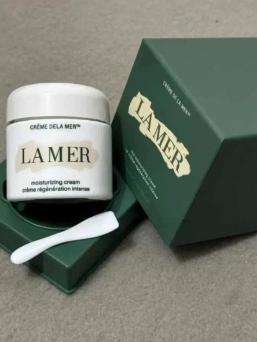 La Mer Crème de la Mer The Moisturizing Cream 3.4 oz / 100 ml – New in Box